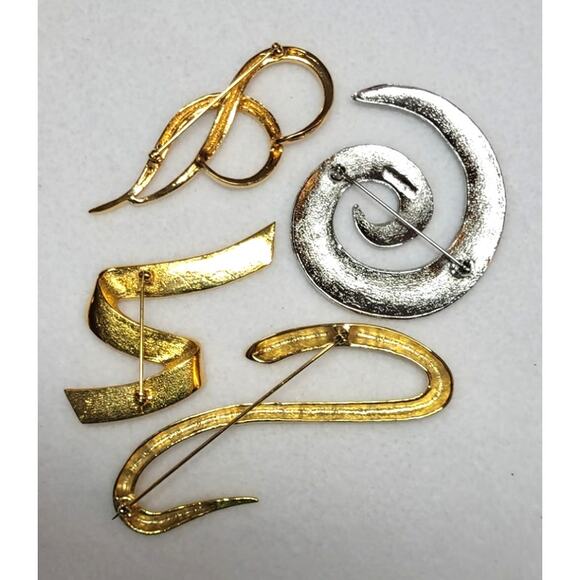 Vtg 80s Oversized Brooch 4 Pc Lot Abstract Mod Swirls Swish Goldtone Silvertone - Picture 7 of 7
